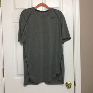Nike Pro T-shirt